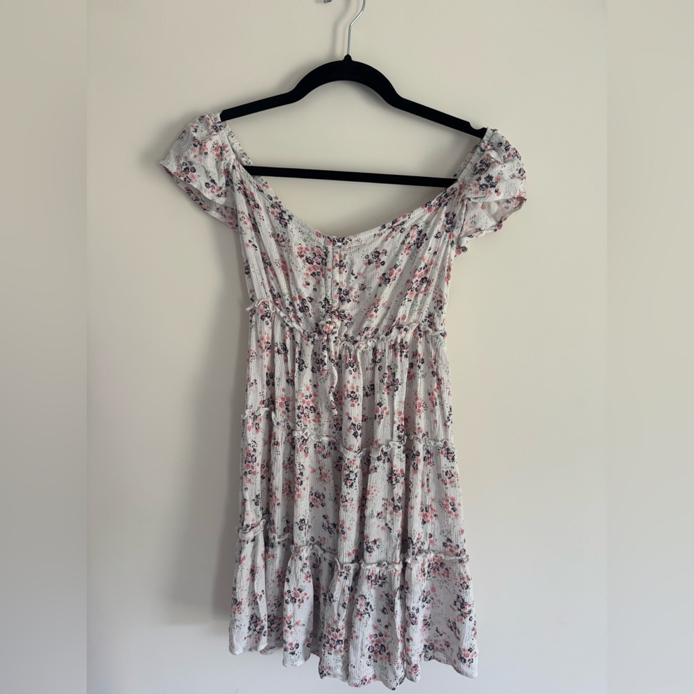 Tilly’s Cute Floral Mini dress